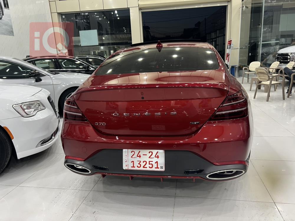 Genesis G70